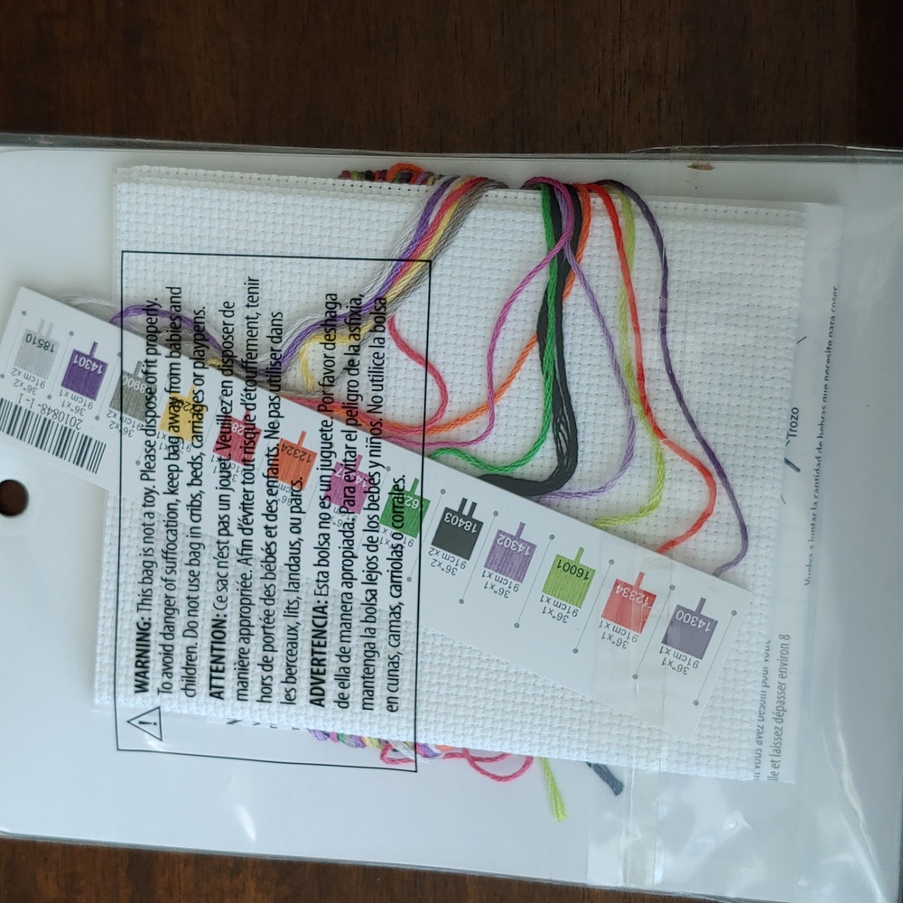 Dimensions Tree Frog Trio Cross Stitch Kit - Picture 2 of 2